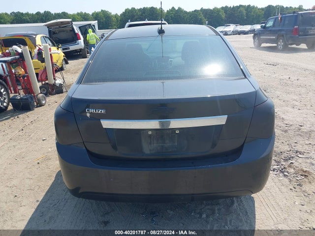 Chevrolet Cruze Ls Manual 2015 1G1PB5SG3F7229832 Image 16