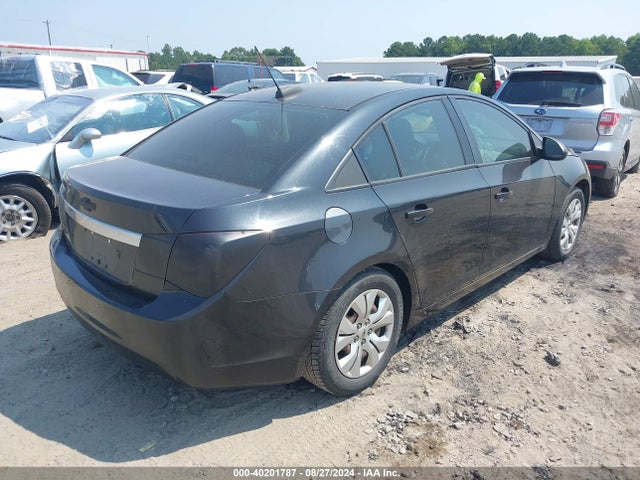 Chevrolet Cruze Ls Manual 2015 1G1PB5SG3F7229832 Image 4