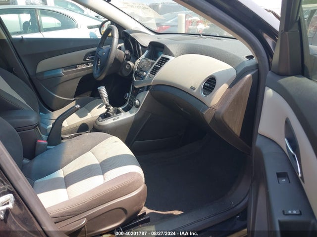 Chevrolet Cruze Ls Manual 2015 1G1PB5SG3F7229832 Image 5