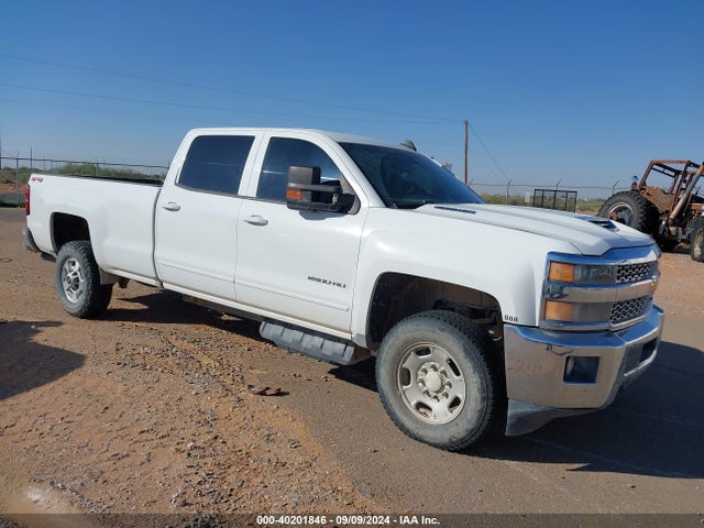 2019 1GC1KSEY9KF138449 main image