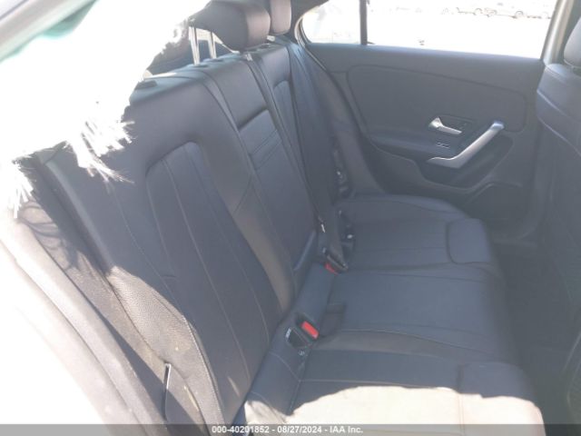 WDD3G4FB1KW019574 Mercedes-Benz A 220 4matic