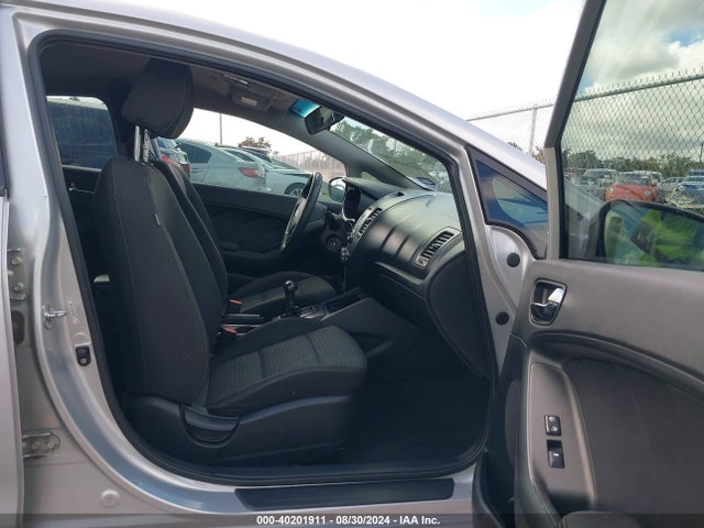 KIA FORTE LX 2016 KNAFX4A6XG5499013 Image 5