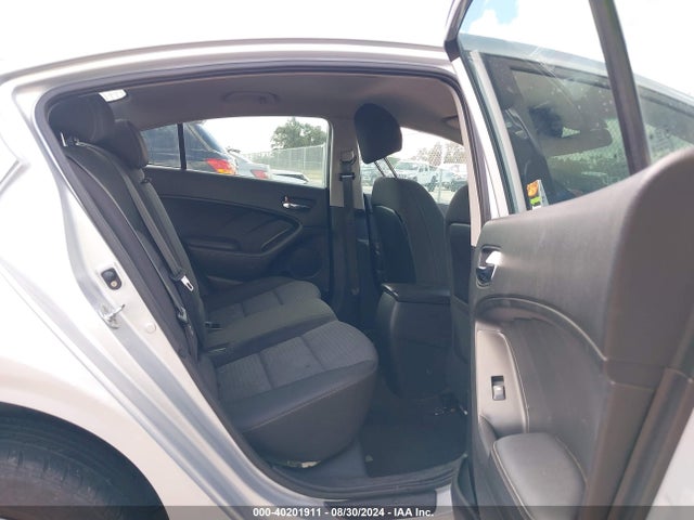 KIA FORTE LX 2016 KNAFX4A6XG5499013 Image 8