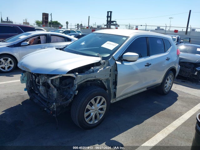 Nissan ROGUE S 2017 KNMAT2MT3HP539887 Image 2