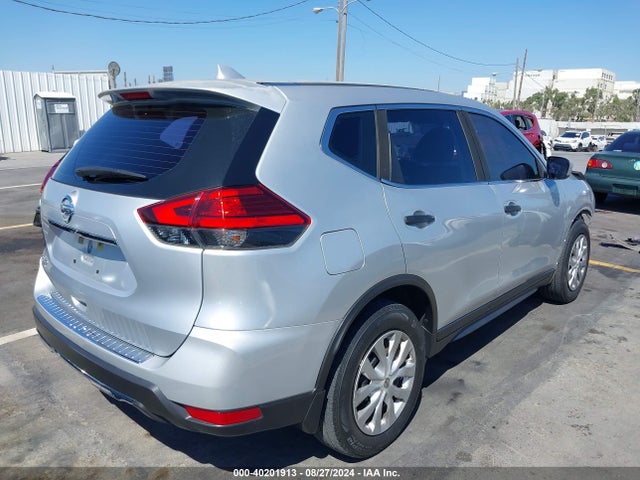 Nissan ROGUE S 2017 KNMAT2MT3HP539887 Image 4