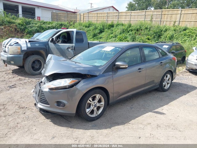 Ford FOCUS SE 2014 1FADP3F29EL355266 Image 2