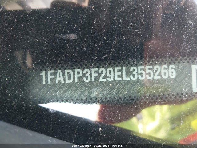 Ford FOCUS SE 2014 1FADP3F29EL355266 Image 9