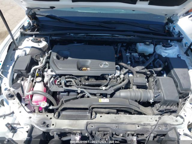 58ACA1C17NU016267 Lexus ES 300H