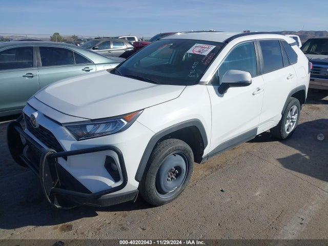 Toyota Rav4 Xle 2021 2T3W1RFV4MW120836 Image 2