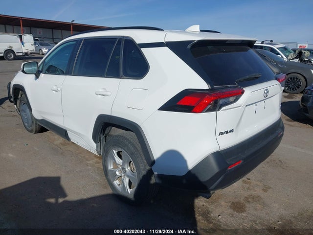Toyota Rav4 Xle 2021 2T3W1RFV4MW120836 Image 3