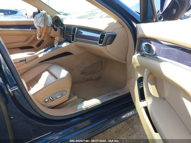 2012 PORSCHE PANAMERA WP0AA2A78CL010447 Photo 4