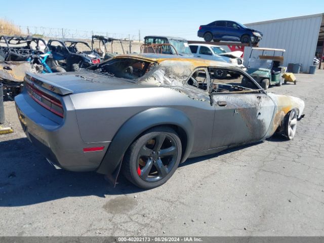 2C3CDYBT2EH101135 Dodge Challenger R/t Plus