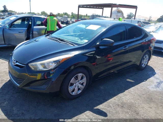 Hyundai ELANTRA SE 2016 5NPDH4AE8GH771024 Image 2