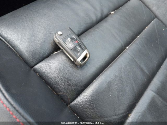 3VW5T7AU2FM060405 Volkswagen Golf Gti 2.0t Se 4-door