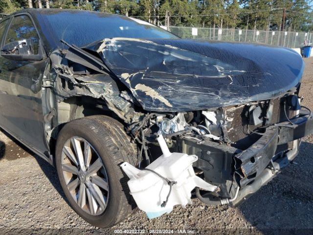 4T4BF1FK3ER338662 Toyota CAMRY XLE