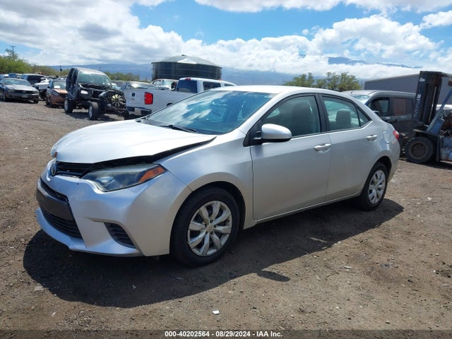 Toyota COROLLA LE 2016 5YFBURHE4GP503256 Image 2
