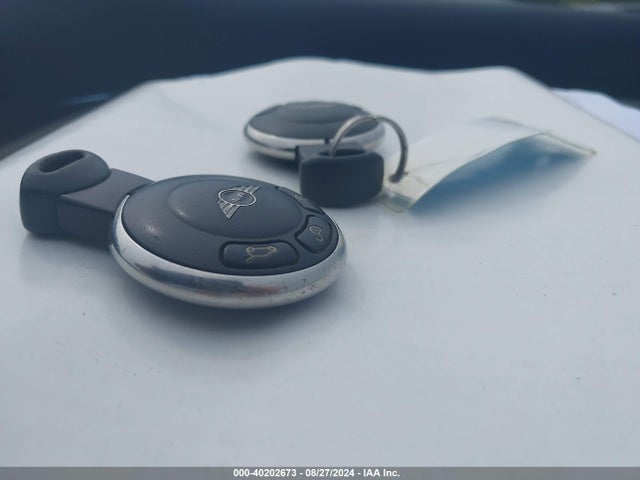 2011 MINI COOPER S COUNTRYMAN WMWZC5C50BWL55105 Photo 10