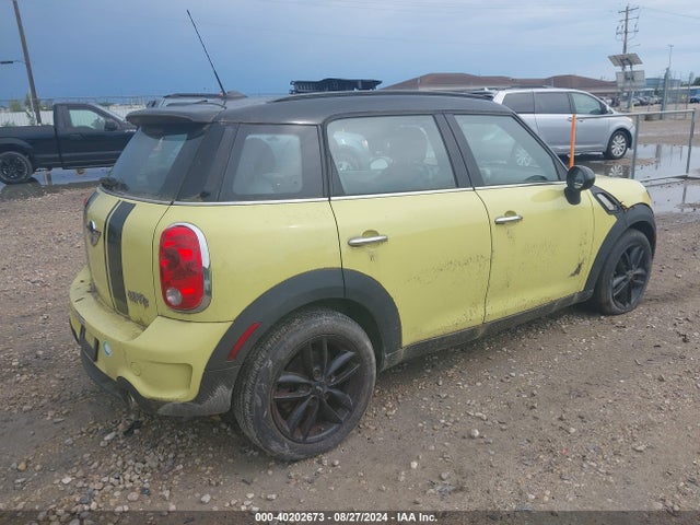 2011 MINI COOPER S COUNTRYMAN WMWZC5C50BWL55105 Photo 3