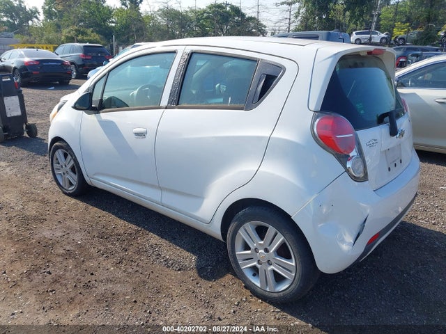 Chevrolet Spark Ls Auto 2014 KL8CB6S94EC584262 Image 3