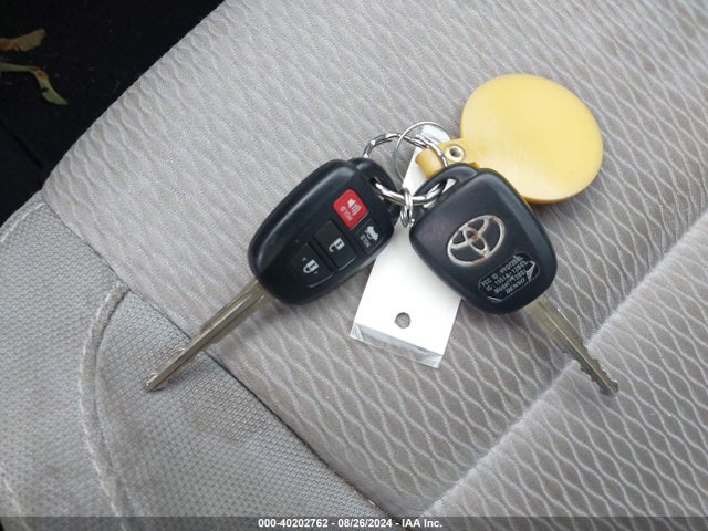 Toyota Corolla Le Plus 2015 5YFBURHE2FP282738 Image 11