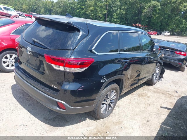 Toyota Highlander Xle 2018 5TDKZRFH7JS542310 Image 4