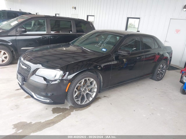 2C3CCABG2FH829925 Chrysler 300 300s