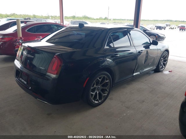 2C3CCABG2FH829925 Chrysler 300 300s
