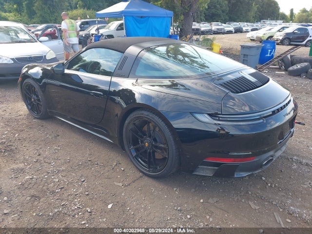 2022 PORSCHE 911 WP0BB2A98NS232126 Photo 2