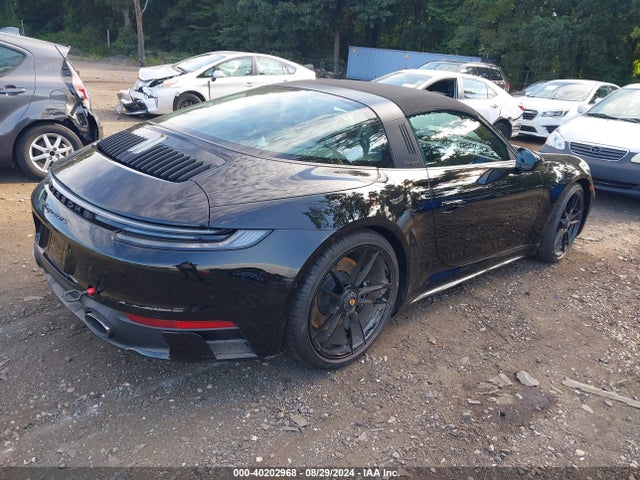 2022 PORSCHE 911 WP0BB2A98NS232126 Photo 3