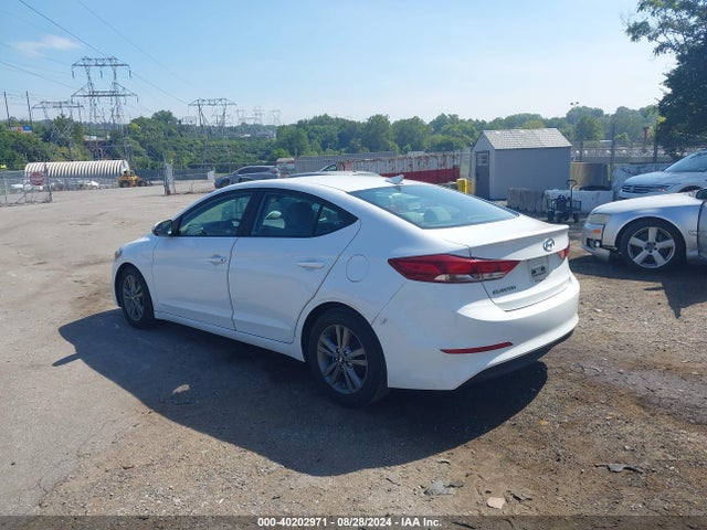 5NPD84LF0HH001410 Hyundai ELANTRA SE