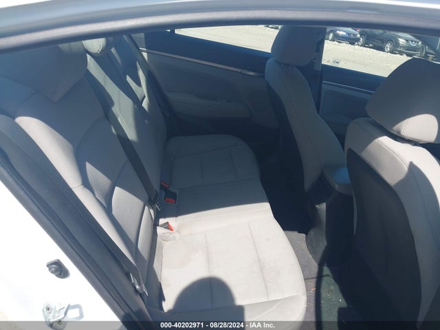 5NPD84LF0HH001410 Hyundai ELANTRA SE