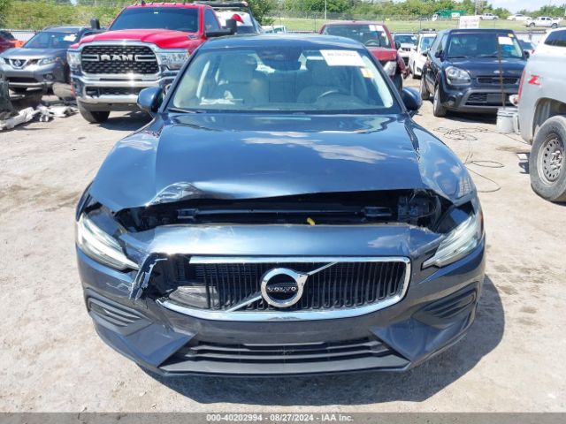 7JR102FK8LG038663 Volvo S60 T5 Momentum