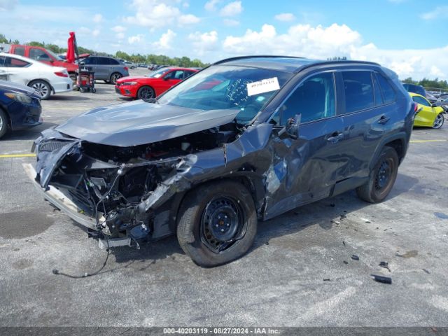 2T3H1RFV2MW156338 Toyota RAV4 LE