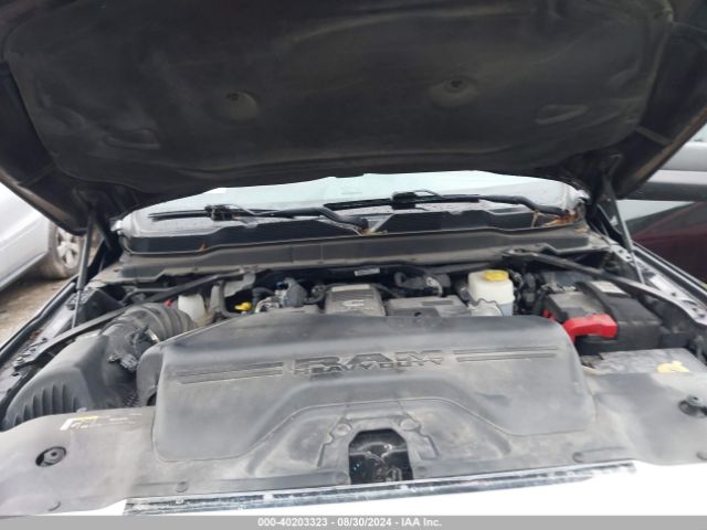 3C6UR5CL1NG368997 RAM 2500 Tradesman  4x4 6'4 Box