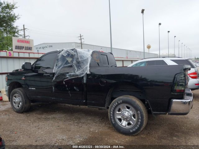 3C6UR5CL1NG368997 RAM 2500 Tradesman  4x4 6'4 Box