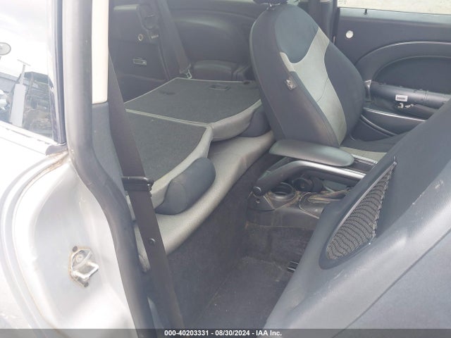 2006 MINI COOPER S WMWRE335X6TN27923 Photo 7