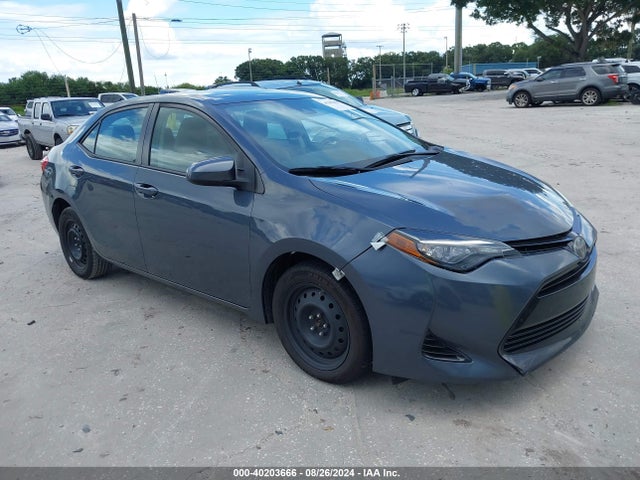 Toyota COROLLA LE 2017 2T1BURHE6HC838598 zdjęcie główne