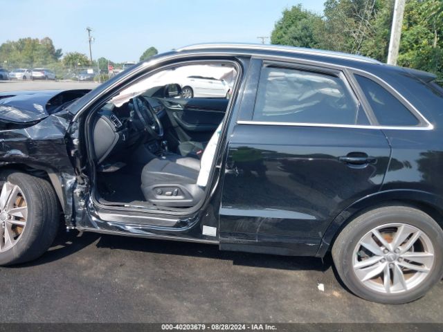 WA1EFCFS2GR012360 Audi Q3 2.0t Premium Plus