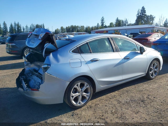 Chevrolet Cruze Premier Auto 2018 1G1BF5SM3J7142896 Image 4