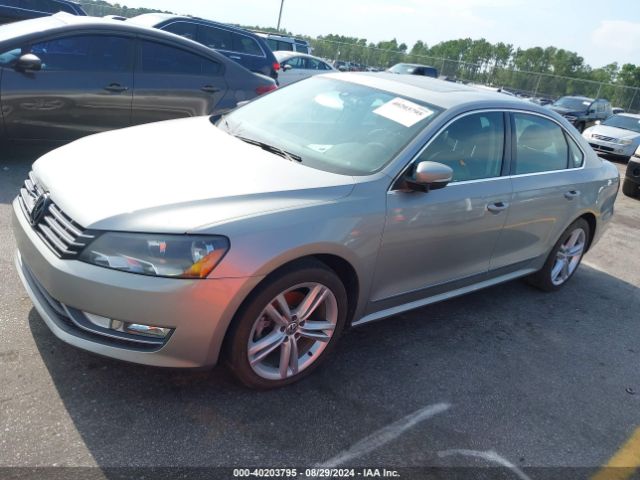 1VWCS7A32EC014932 Volkswagen Passat 1.8t Sel Premium