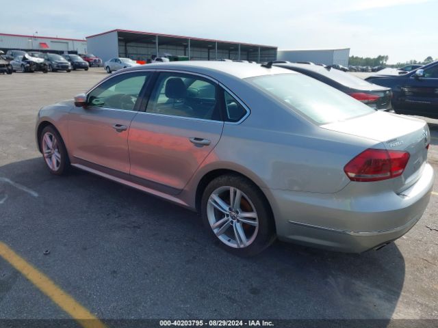 1VWCS7A32EC014932 Volkswagen Passat 1.8t Sel Premium