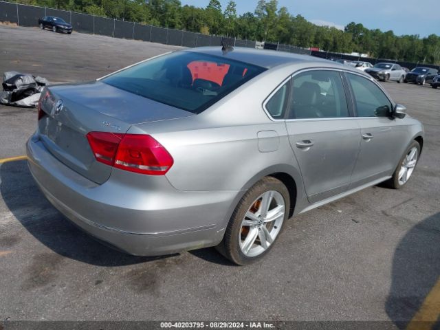 1VWCS7A32EC014932 Volkswagen Passat 1.8t Sel Premium