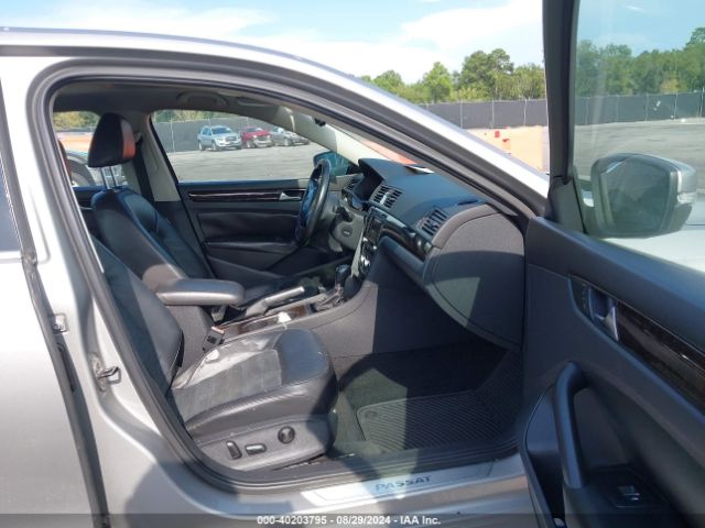 1VWCS7A32EC014932 Volkswagen Passat 1.8t Sel Premium