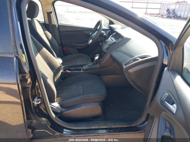 1FADP3F20GL268617 Ford FOCUS SE