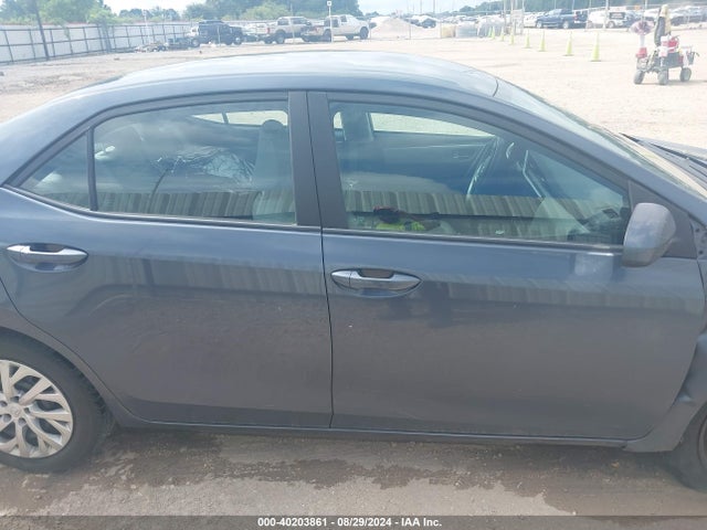 Toyota COROLLA LE 2017 5YFBURHE9HP697784 Image 13