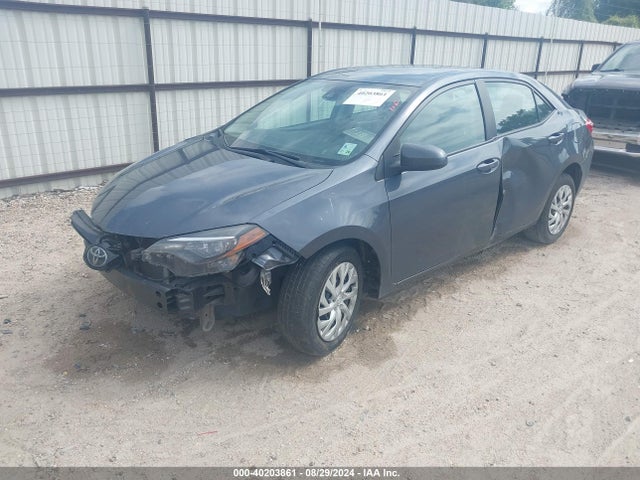 Toyota COROLLA LE 2017 5YFBURHE9HP697784 Image 2