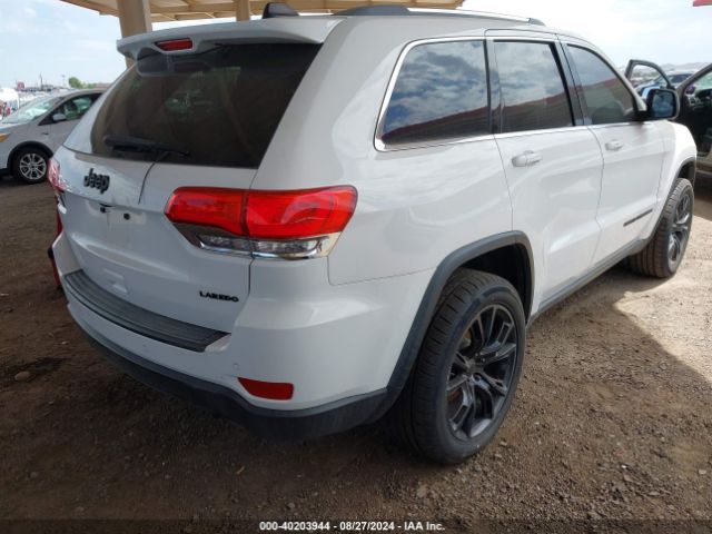 1C4RJEAG3HC765467 Jeep Grand Cherokee Laredo 4x2