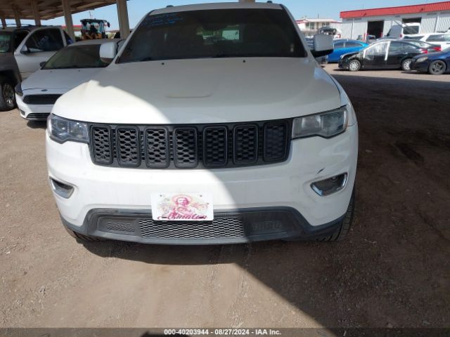 1C4RJEAG3HC765467 Jeep Grand Cherokee Laredo 4x2