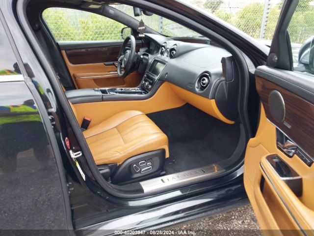 2013 JAGUAR XJ SAJWJ2GD5D8V50959 Photo 4