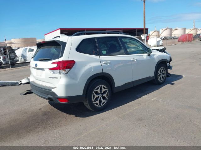 JF2SKAEC9NH463888 Subaru Forester Premium